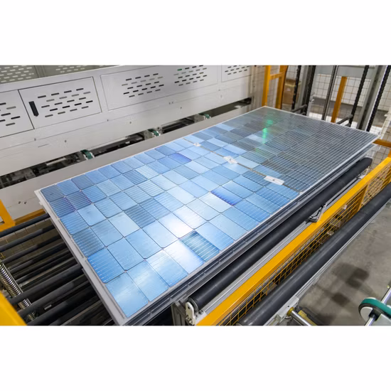 700 ワット 690 ワット 680 ワットハーフセル格安価格単結晶太陽光発電モジュール太陽エネルギーシステム用全体ソーラーパネル